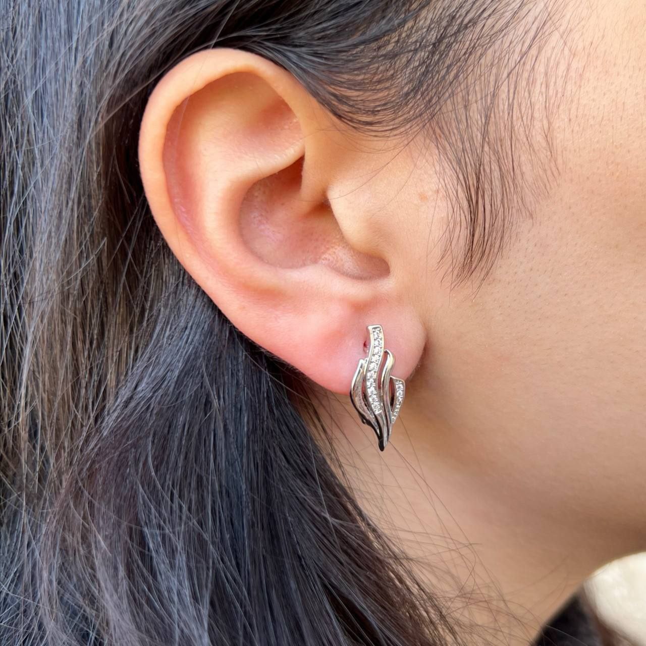 Gold Plated Stud Earrings – Chinese Gold (Pair) S1