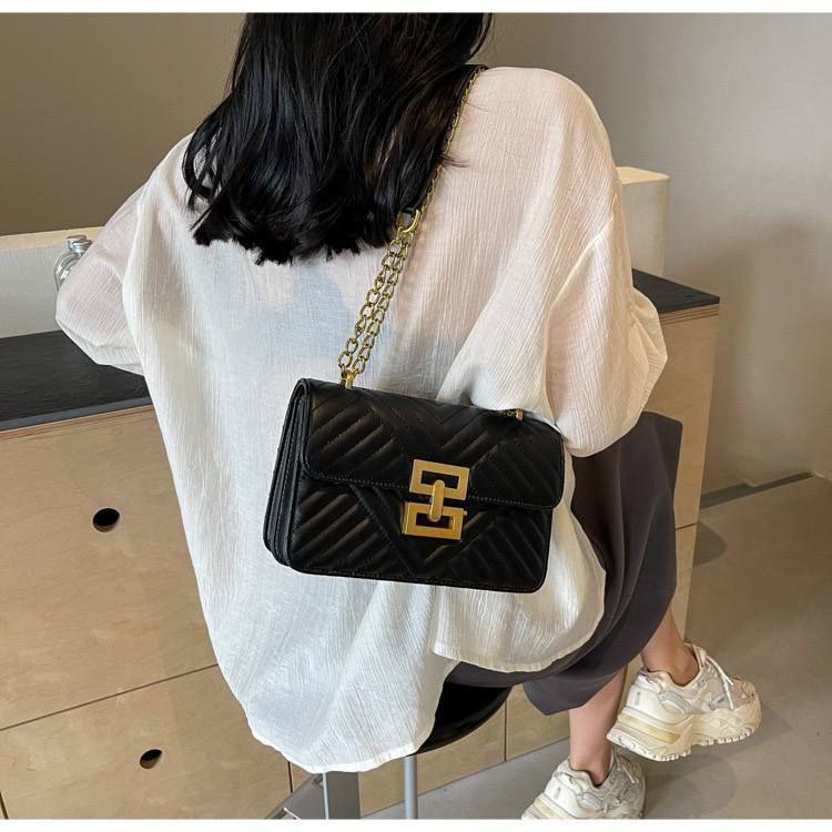 Imported Crossbody Bag – Premium Quality Material S1     Code : 1386