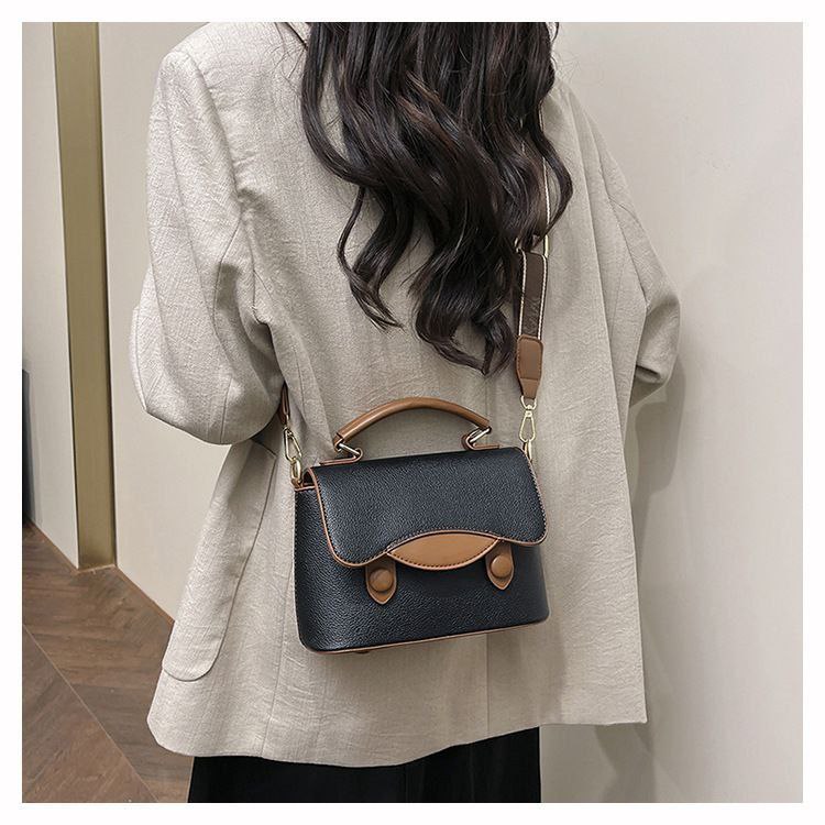 Imported Crossbody Bag – Premium Quality with Wide Strap S1        Code : 1680