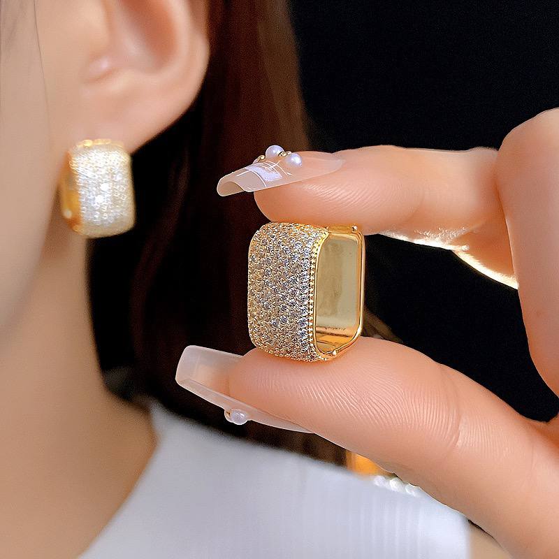 Zircona Six Rows Stud – Chinese Gold Mini Zircon Earring S1