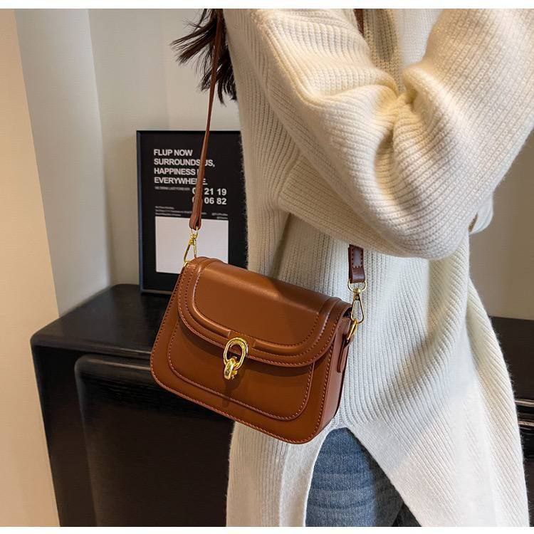 Imported Crossbody Bag – Premium Quality S1        Code : 1422