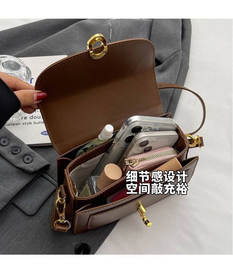 Imported Crossbody Bag – Premium Quality S1        Code : 1422
