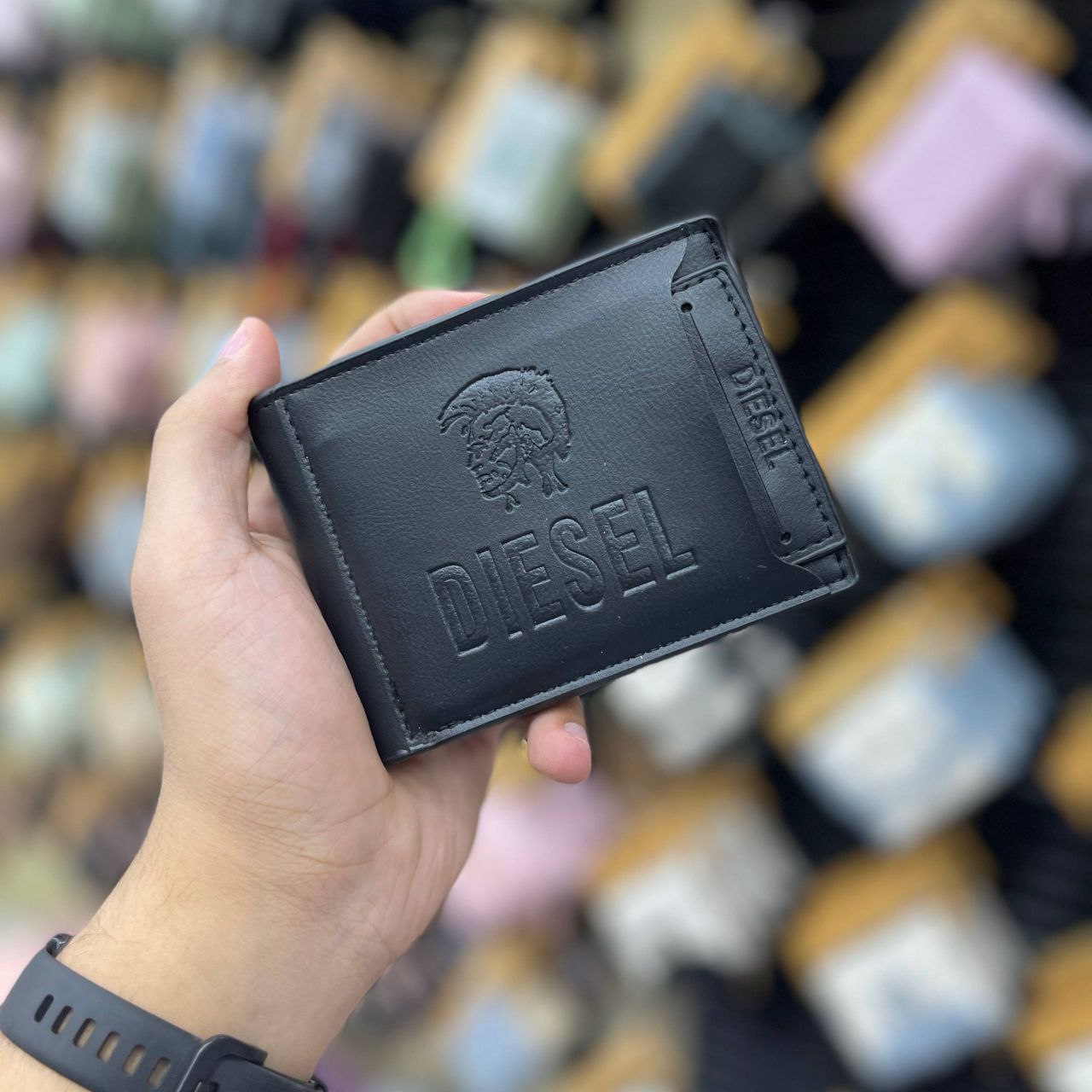 DIESEL Men’s Leather Wallet – Premium Quality S1