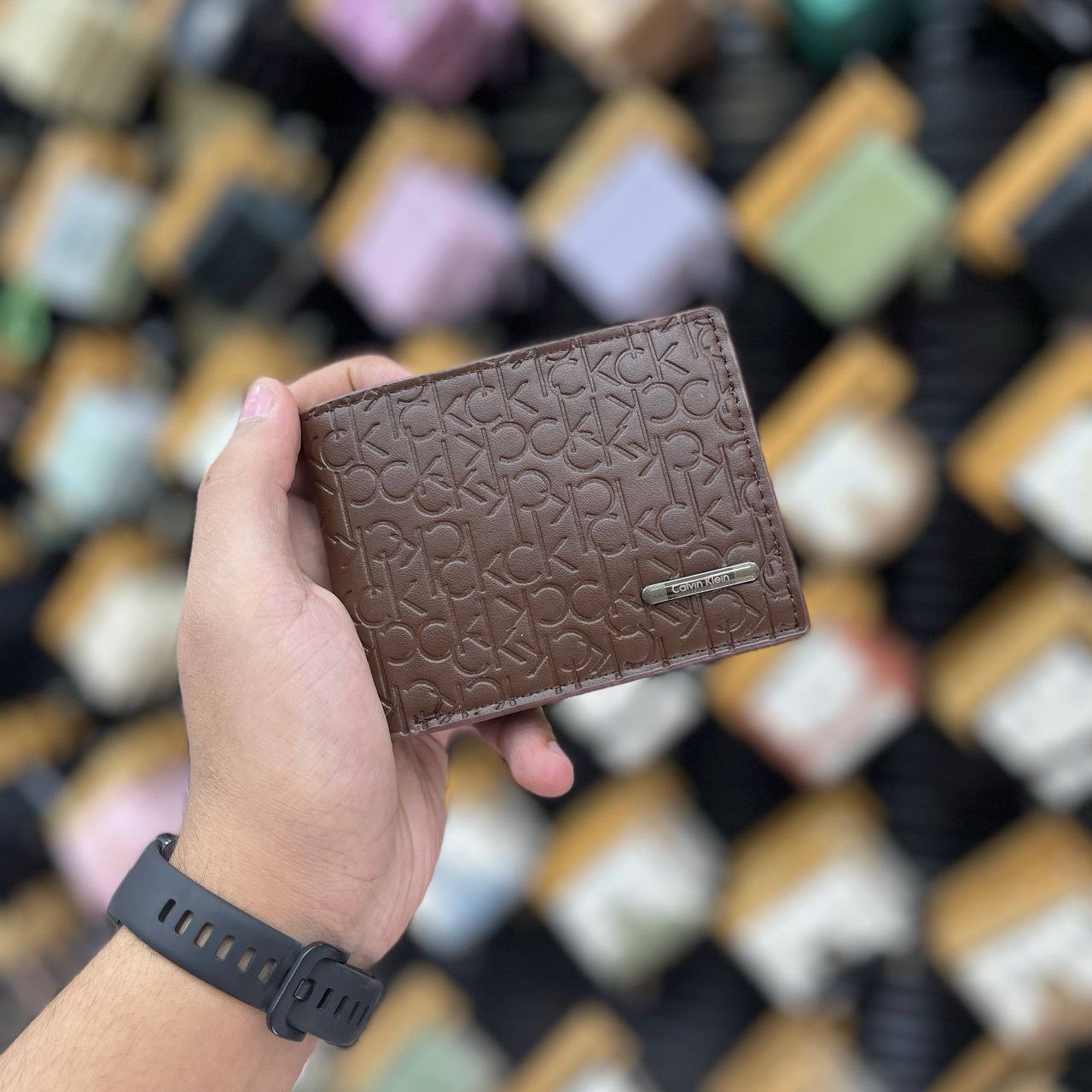 Calvin Klein Men’s Leather Wallet – Premium Quality S1