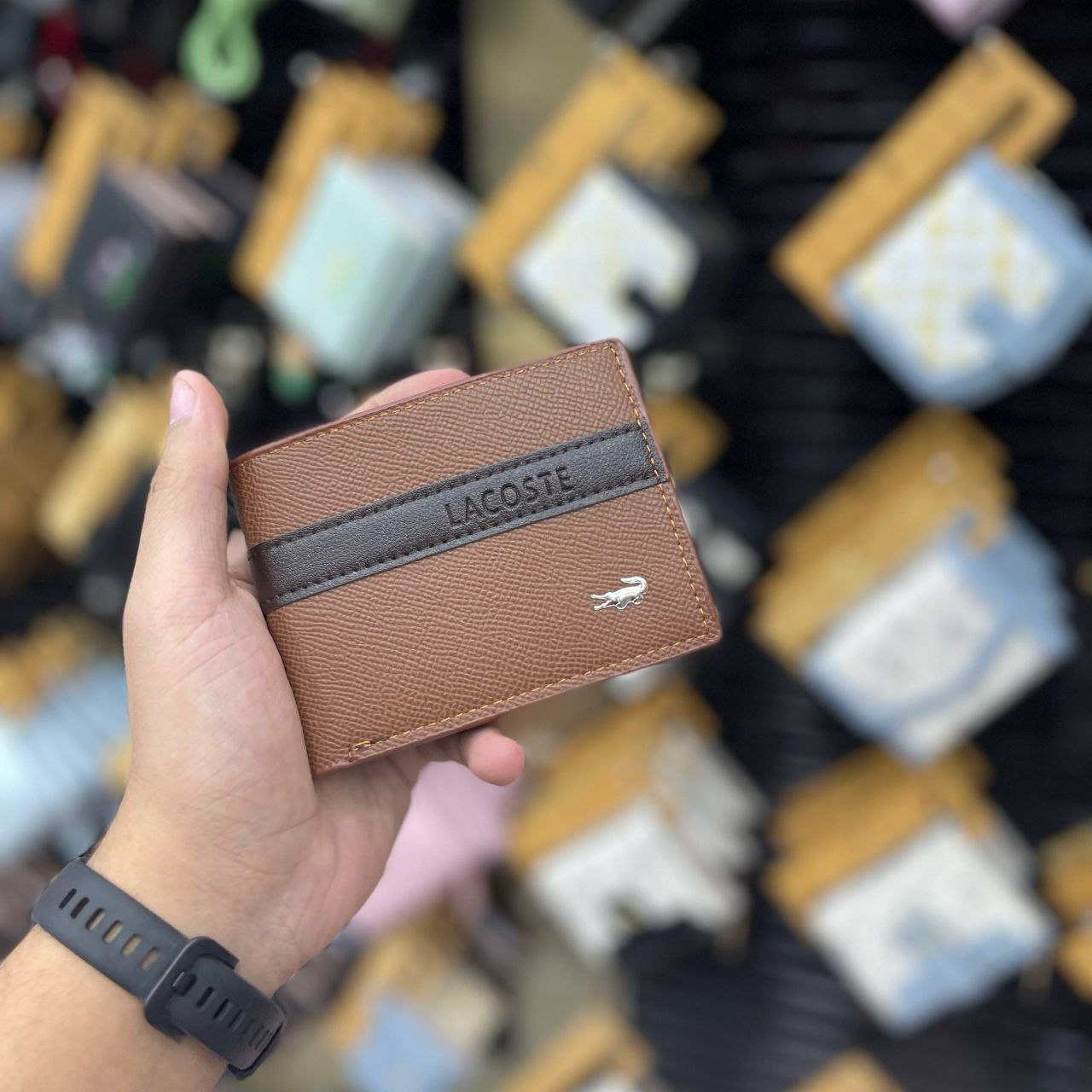 LACOSTE Men’s Leather Wallet – Premium Quality S1