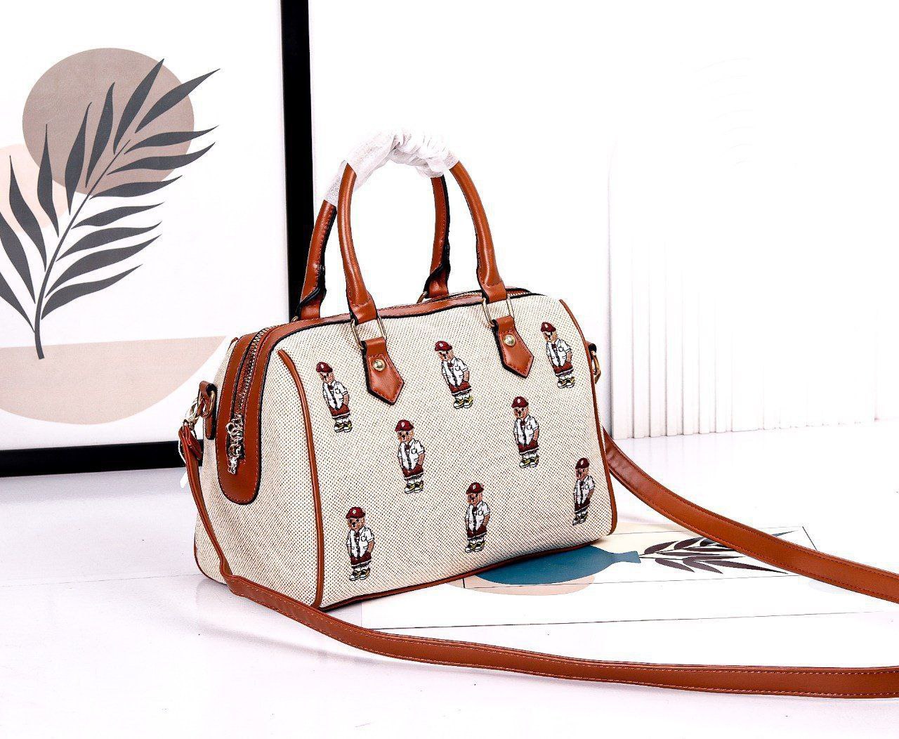 Gobelin Crossbody Bag – Elegant Fabric & Spacious Interior S1               Code : 1627