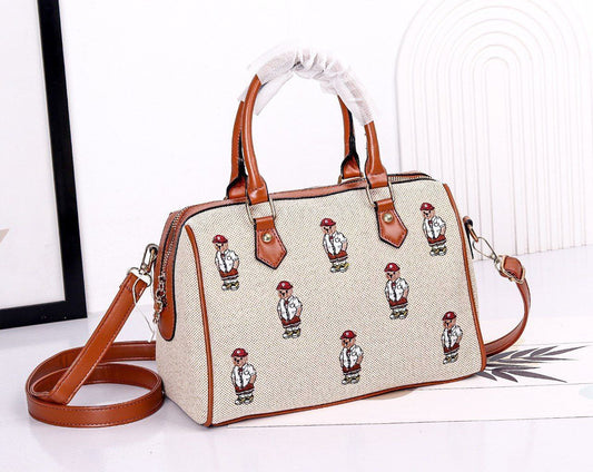 Gobelin Crossbody Bag – Elegant Fabric & Spacious Interior S1               Code : 1627