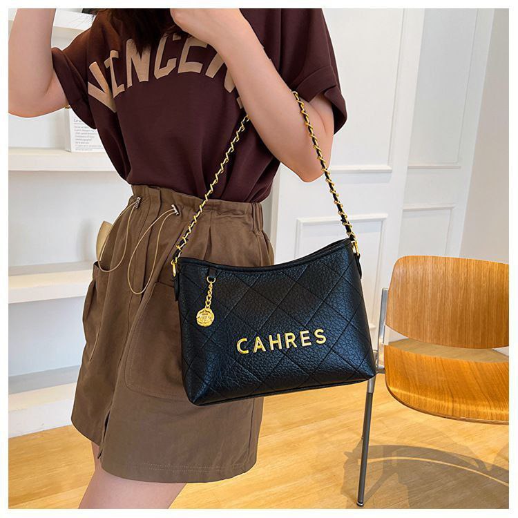 High-Quality Crossbody Bag – Spacious & Perfect for University S1           Code: 1679