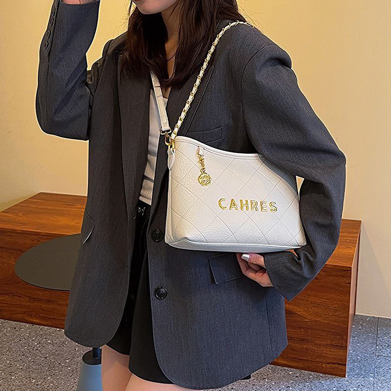 High-Quality Crossbody Bag – Spacious & Perfect for University S1           Code: 1679