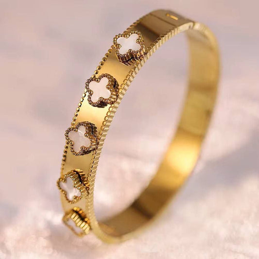 Stainless Steel 750 Pure Bangle S1