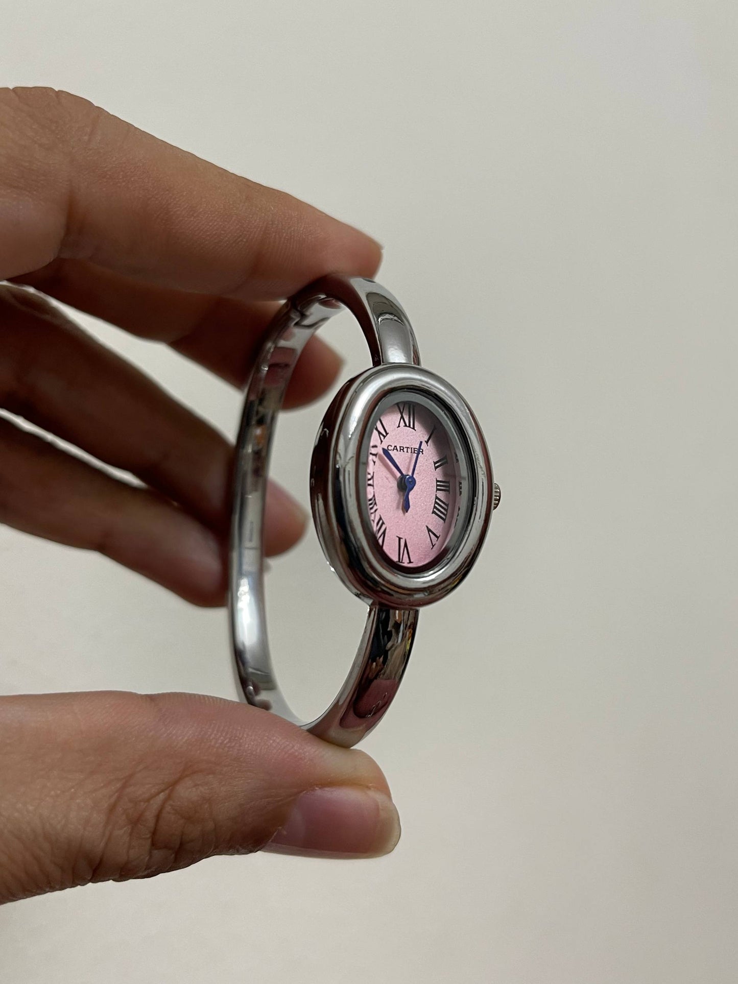 Cartier Classic Stone Watch S1