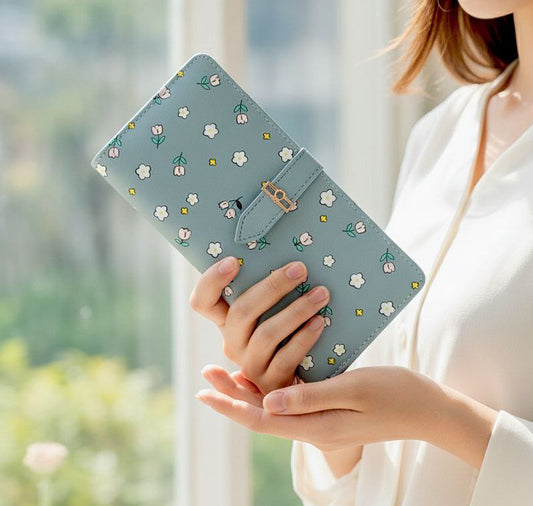 Women’s Wallet  S2– Code 10197