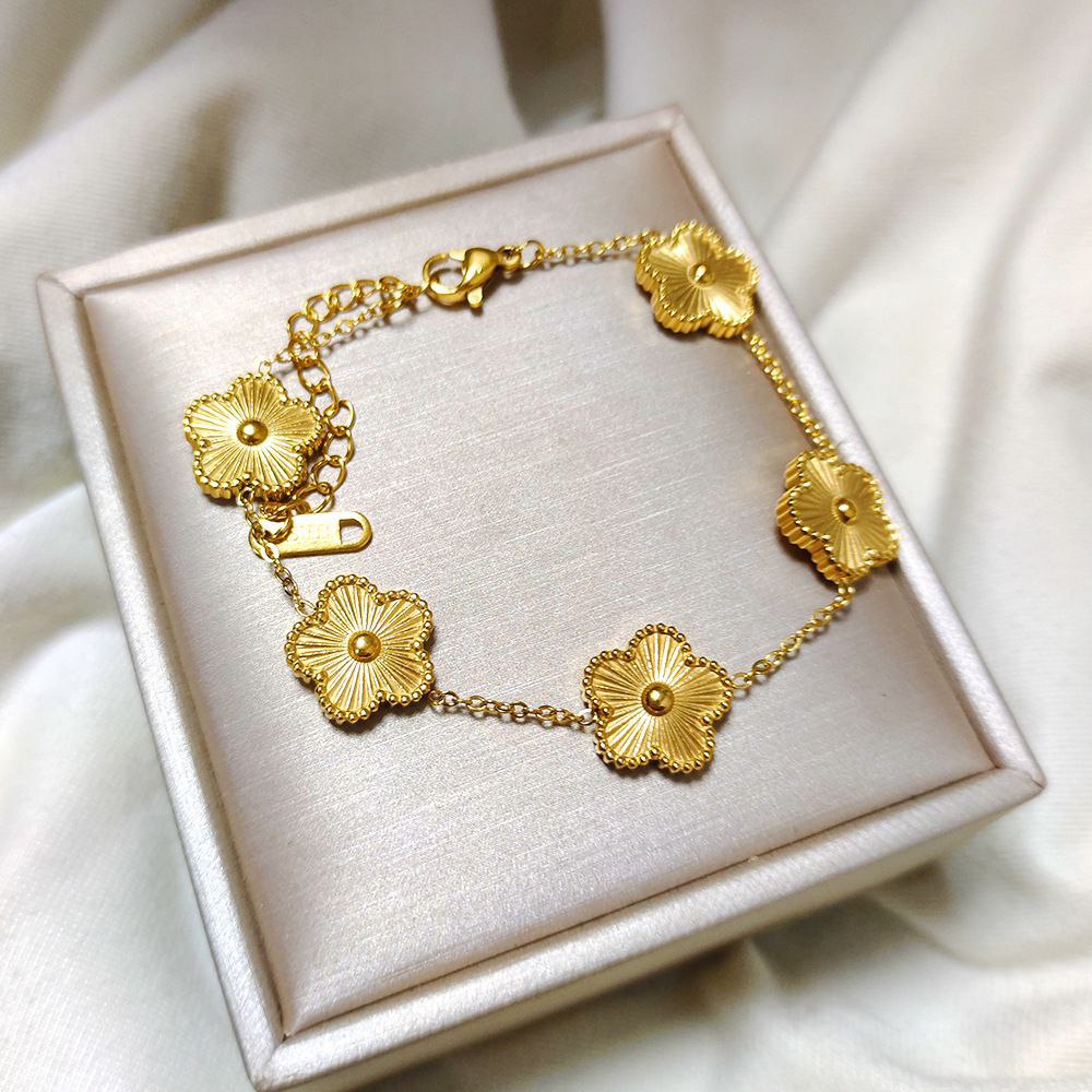 Five-Petal Flower Bracelet – Pure Stainless Steel 316 S2