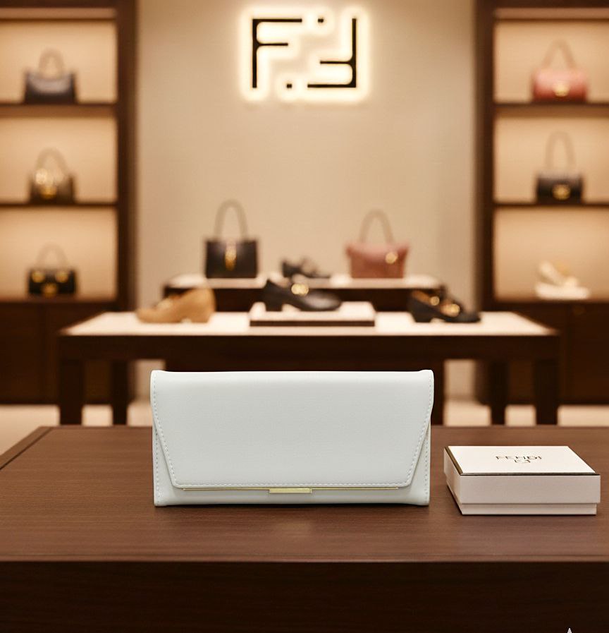 Chic Wallet  S2    Code: 10927