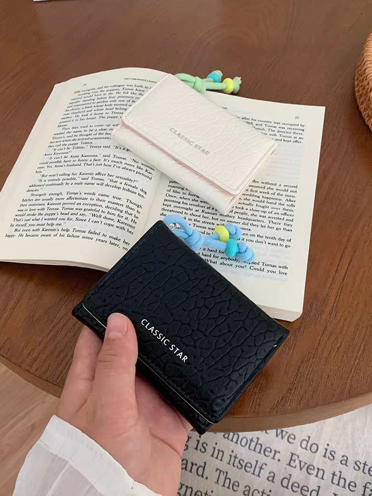 Small Stylish Wallet – Code R181  S1