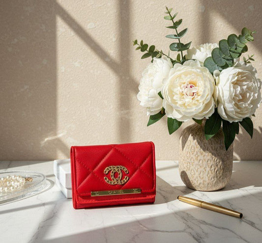 CHANEL Leather Wallet – Model R225   S1