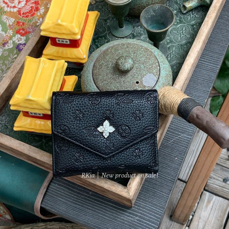 SHEIN Ultra Small Synthetic Wallet Code 10968     S2