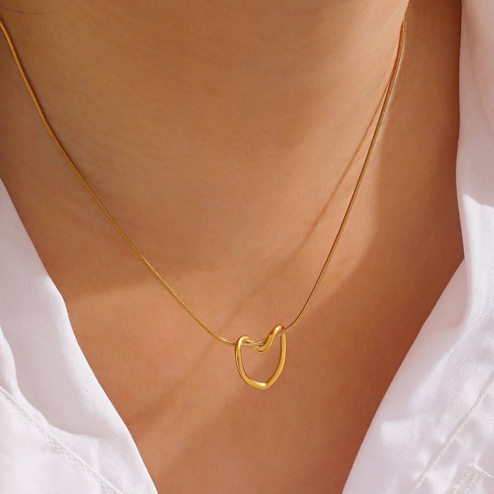 Trending Heart Pure 316 Stainless Steel Necklace     S1