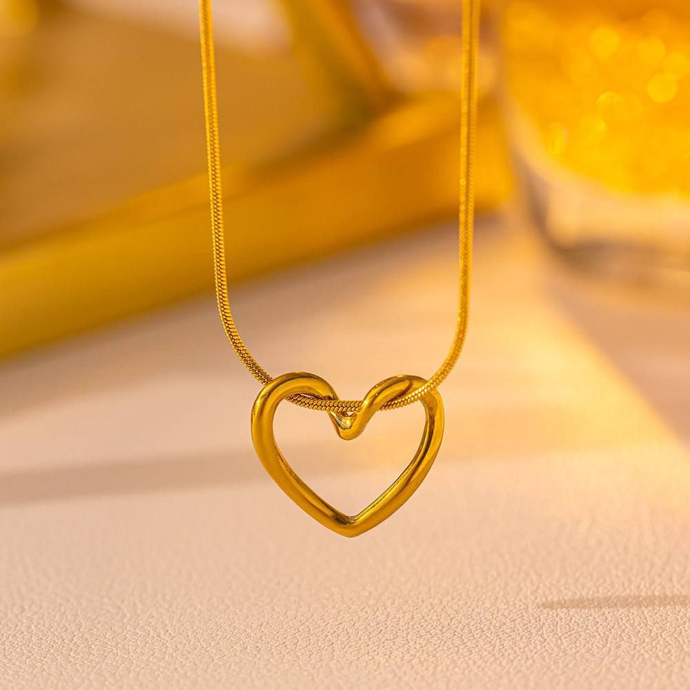 Trending Heart Pure 316 Stainless Steel Necklace     S1
