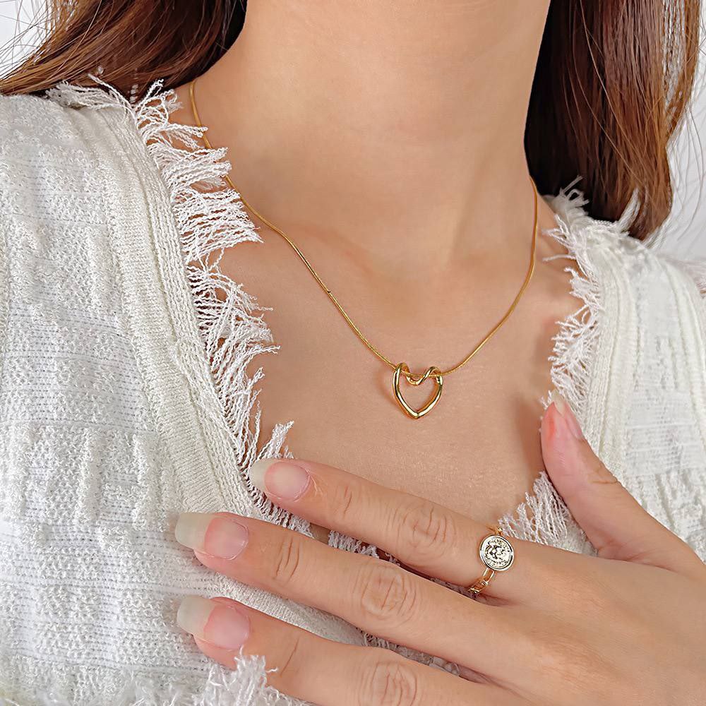 Trending Heart Pure 316 Stainless Steel Necklace     S1