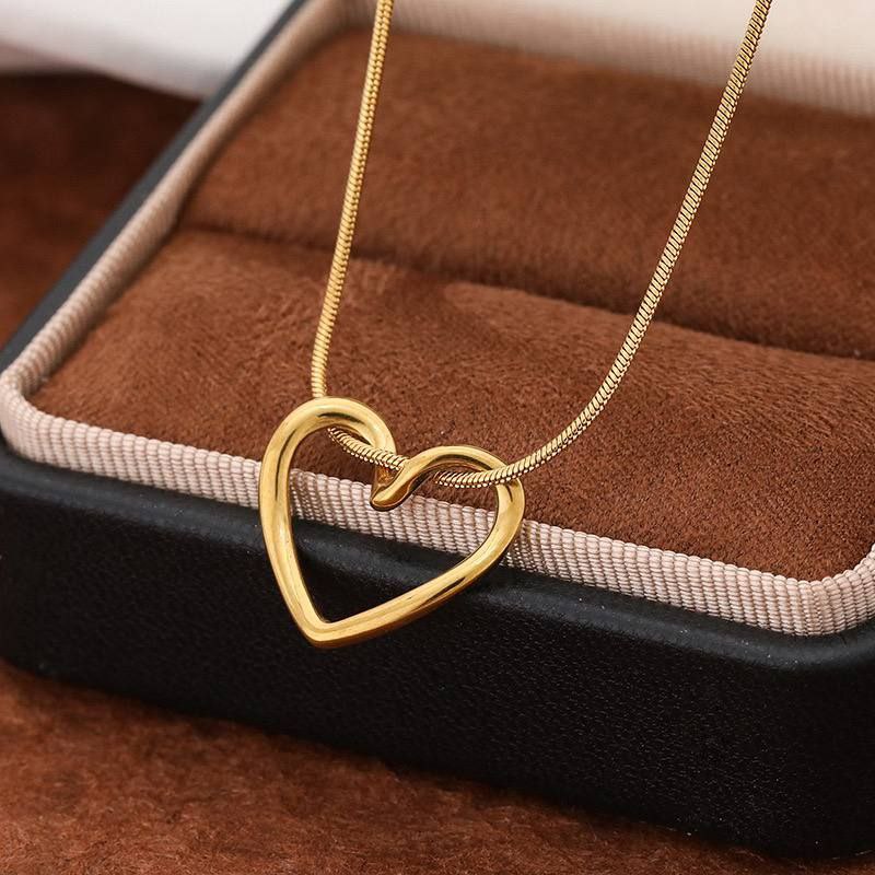 Trending Heart Pure 316 Stainless Steel Necklace     S1