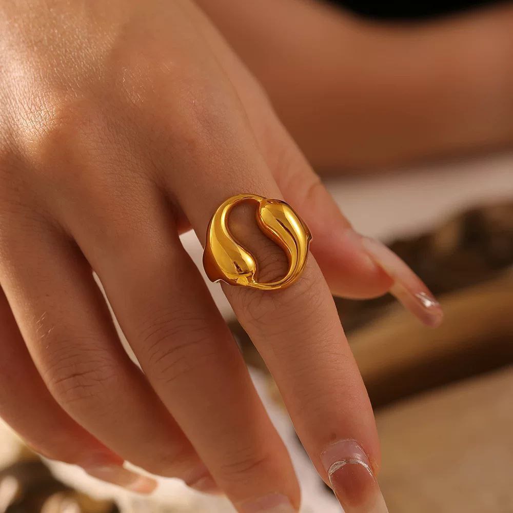 Pure 316 Stainless Steel Ring with Real Gold Plating      S1