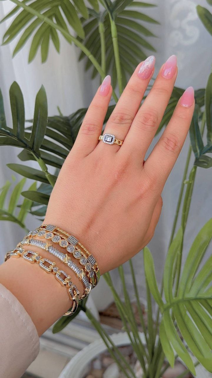 Gold Plated Free Size Ring with Zircon Stones   S1