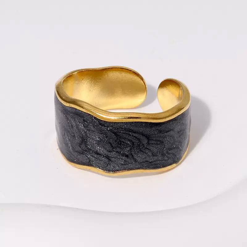 Pure 316 Stainless Steel Enamel Ring – Black and White    S1