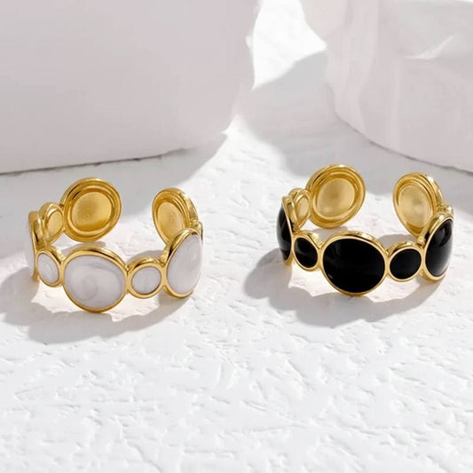 Pure 316 Stainless Steel Enamel Ring – Black and White    S1