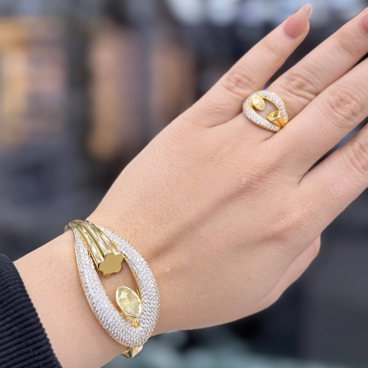 Bracelet & Ring Set Chinese Gold with Zircon Stones     S1