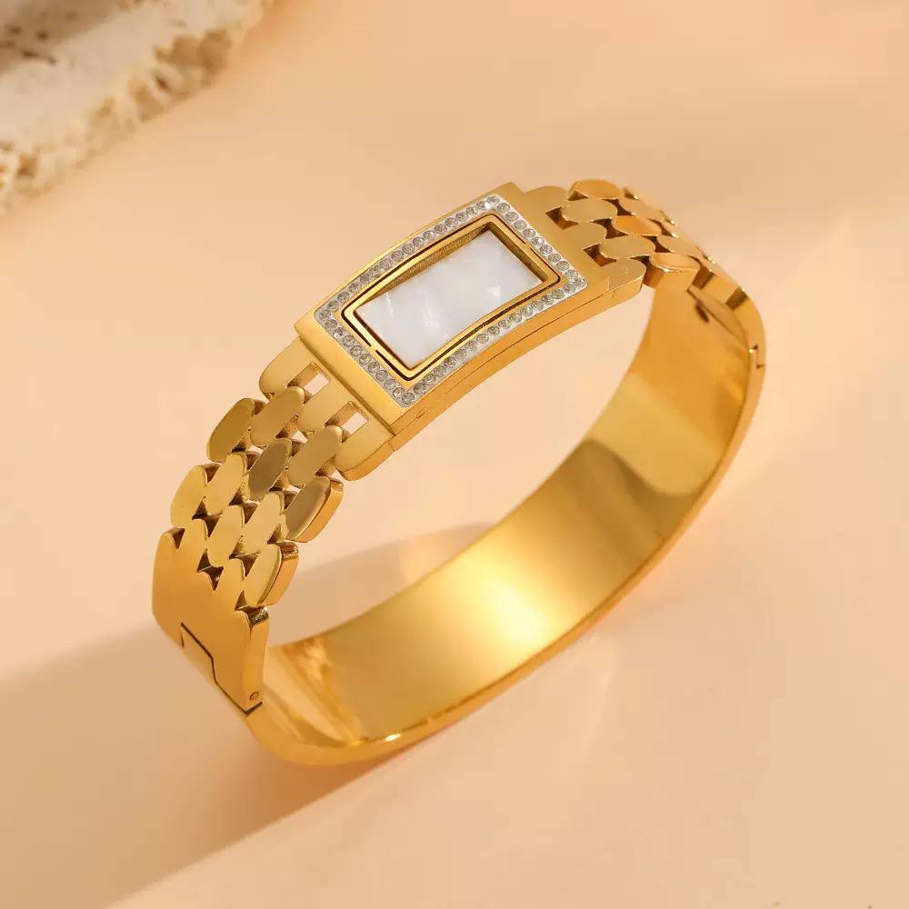 Pure 750 Stainless Steel Bracelet    S1