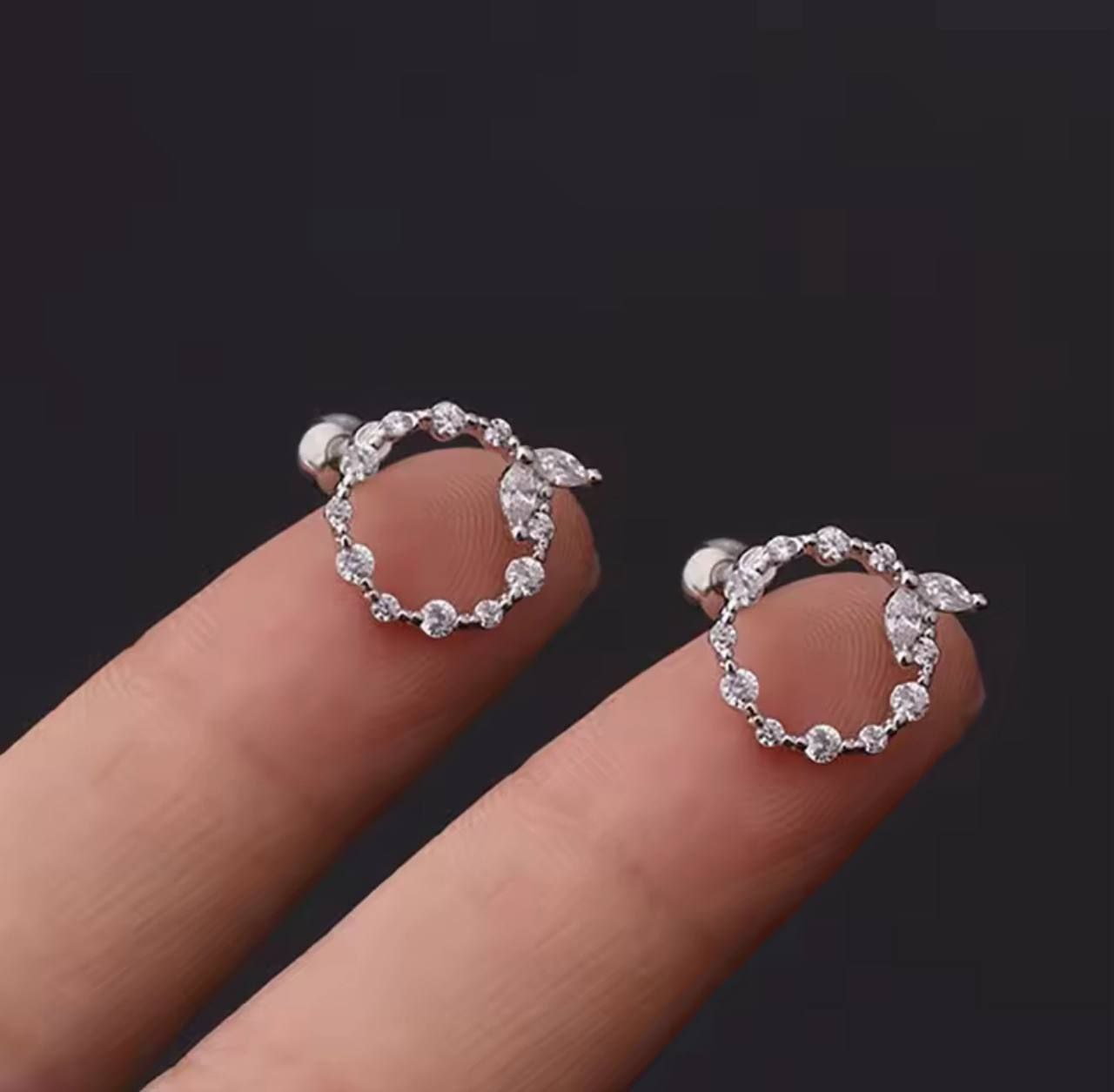 Ball Back Piercing Stainless Steel 316 Bar with Zircon Stones   S1