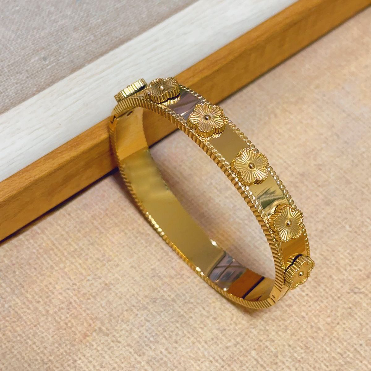 Pure 316 Stainless Steel Bracelet    S2