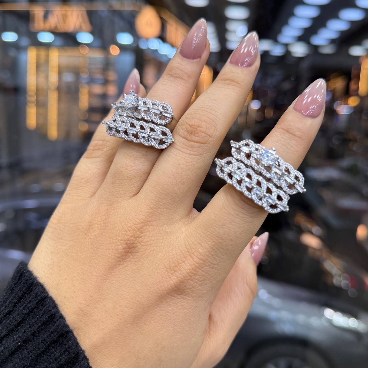 Chinese Gold Twin Rings with Zircon Stones     S1