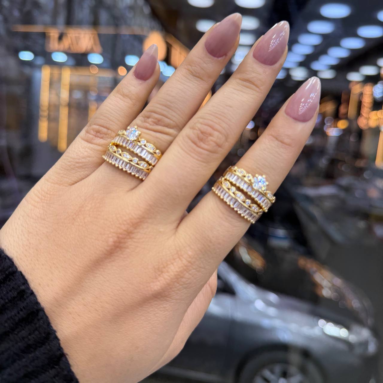 Chinese Gold Twin Rings with Zircon Stones    S1