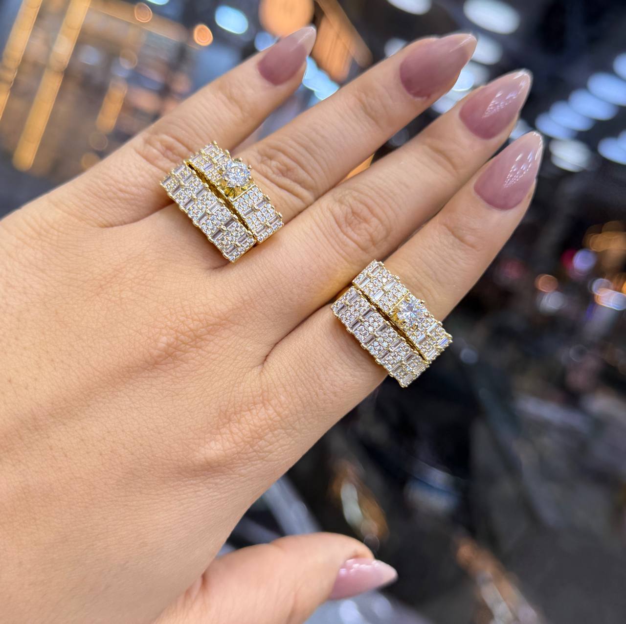 Chinese Gold Twin Rings with Zircon Stones     S1