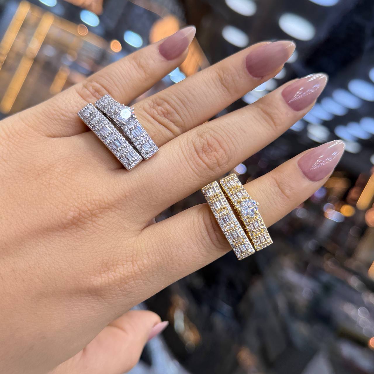 Chinese Gold Twin Rings with Zircon Stones    S1