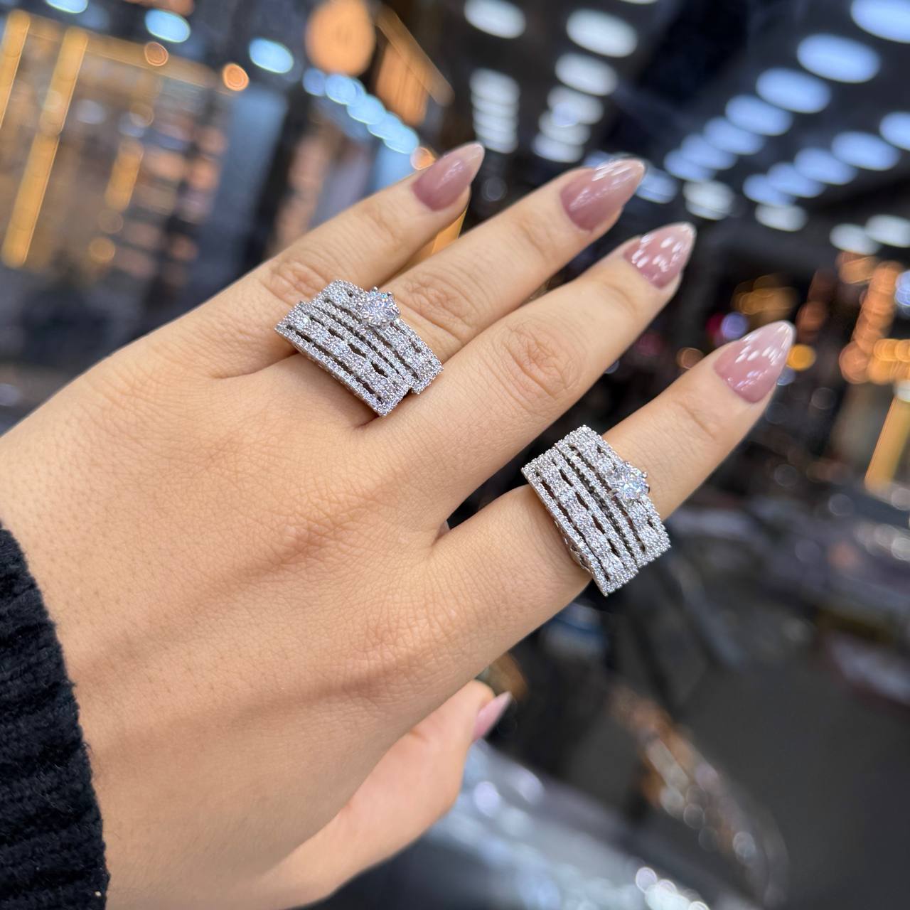 Chinese Gold Twin Rings with Zircon Stones    S1