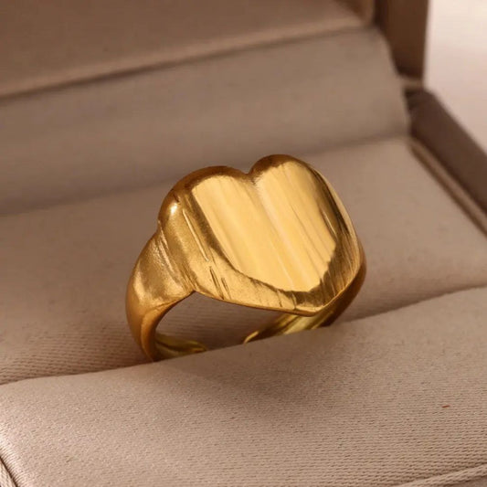 Pure Stainless Steel Heart Ring    S2