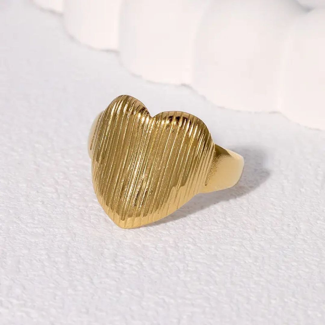Pure Stainless Steel Heart Ring    S2