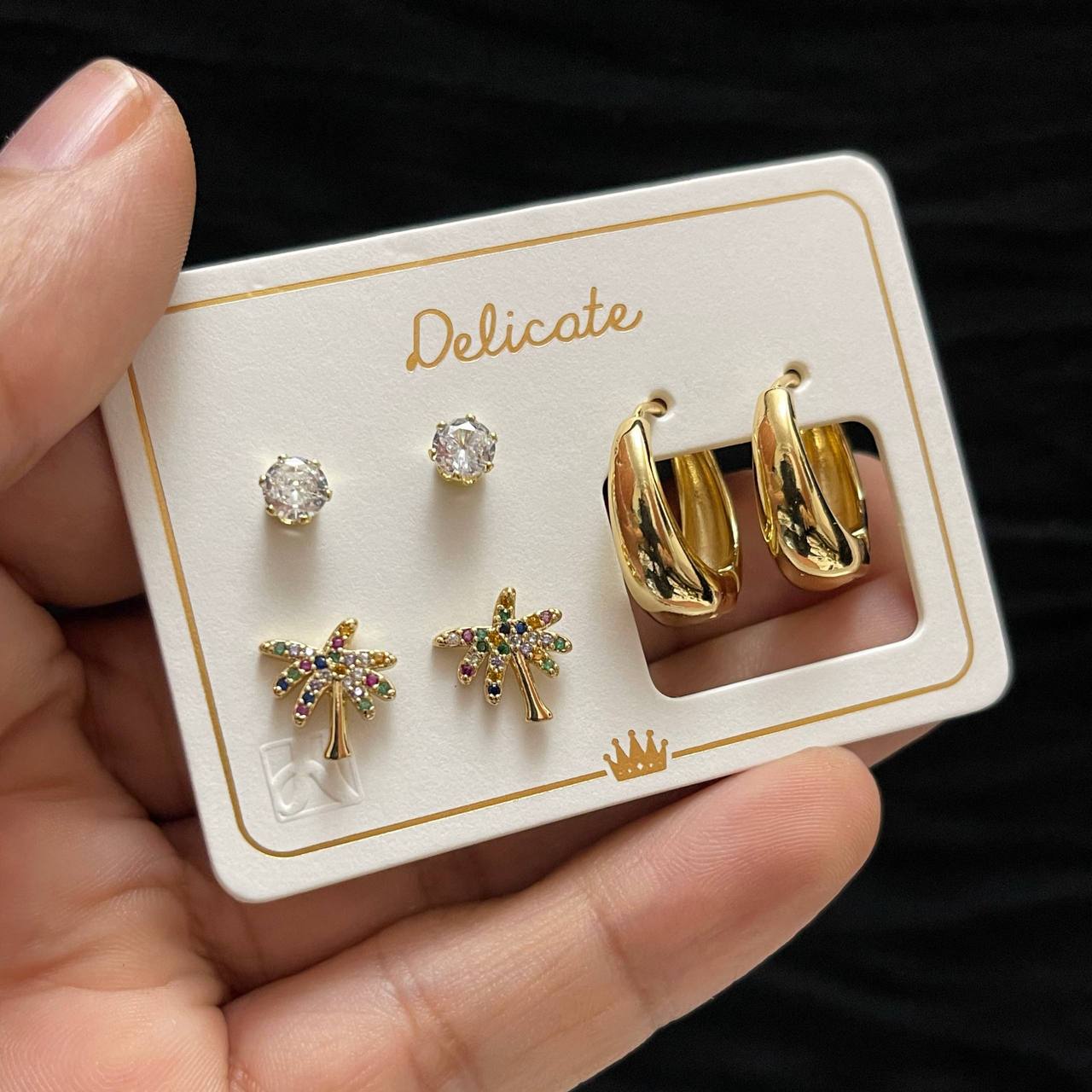Chinese Gold Earring Card    S1