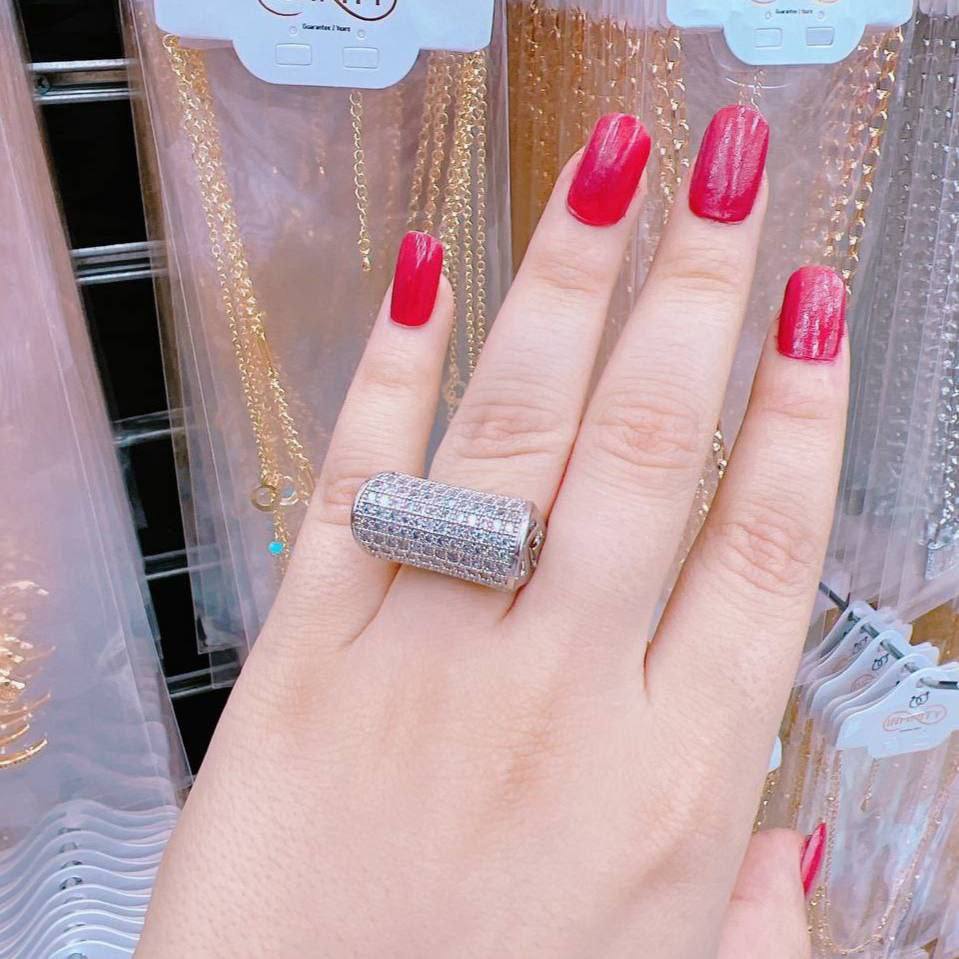 Chinese Gold Handbag Ring with Zircon Stones   S1