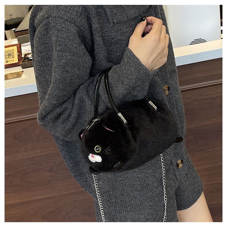 Hand & Crossbody Bag – Premium Fur – R83    S1
