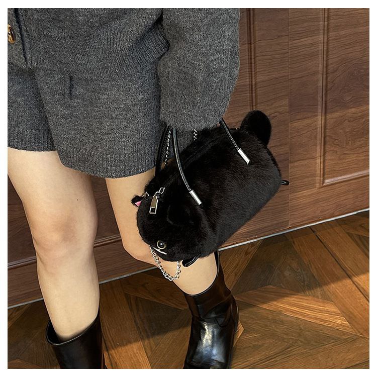 Hand & Crossbody Bag – Premium Fur – R83    S1