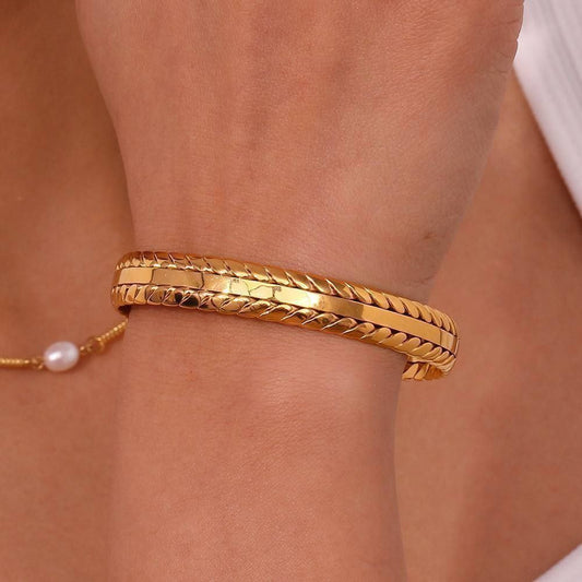 Pure 750 Stainless Steel Bracelet    S1