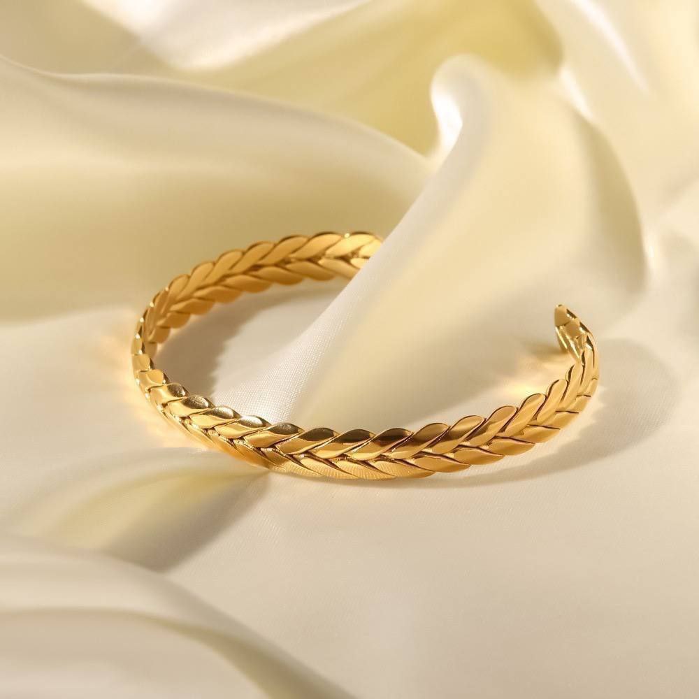 Pure 750 Stainless Steel Bracelet    S1